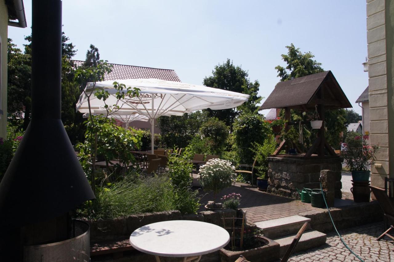 Landgasthaus Muellers Gasthof Radeberg Bagian luar foto